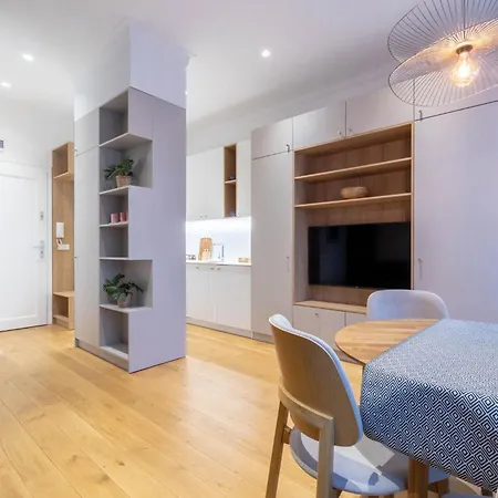דירה Ruzop - Modern In Center, Self Check-in, Wifi *